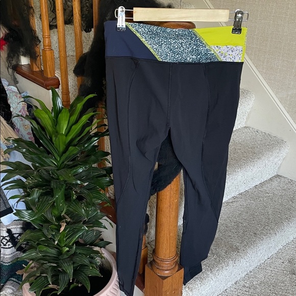 Lululemon Black and Yellow Colorblock Leggings - Picture 4 of 10